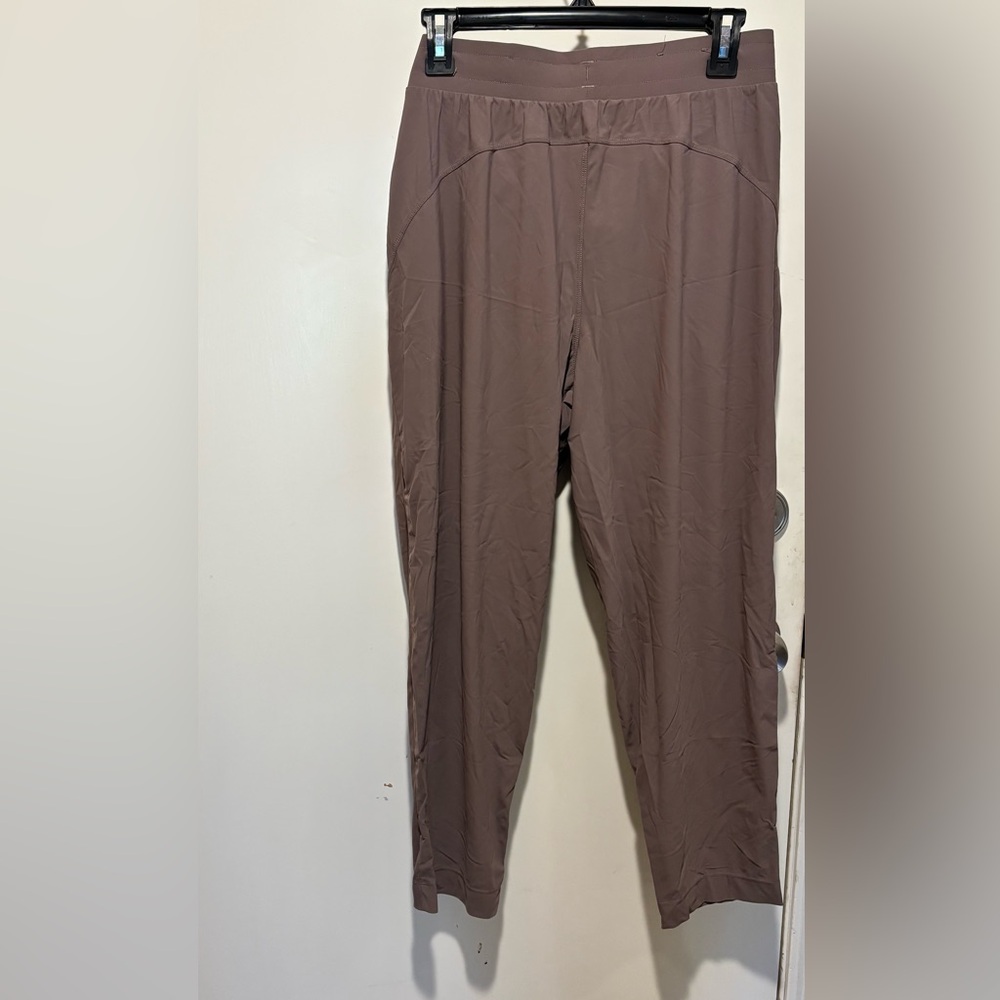 Kirkland Signature Women’s Taupe Brown Drawstring Joggers - Picture 3 of 3